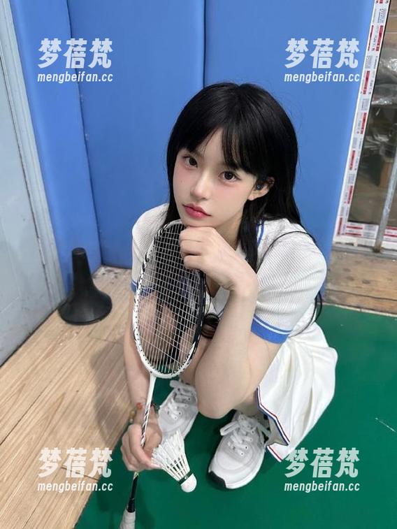 探索Hana Bunny的温柔风情：精选写真记录她的每一次绽放